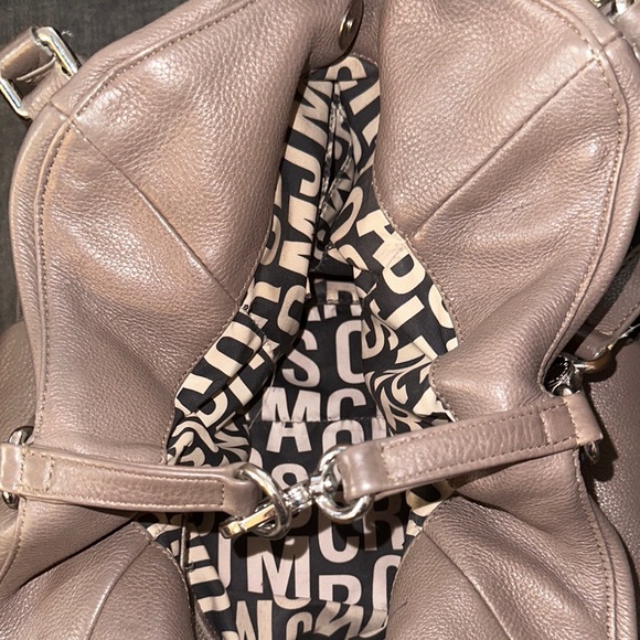 Marc by Marc Jacobs Classic Q Francesca Taupe Pebbled Leather Tote Hobo - Picture 15 of 16